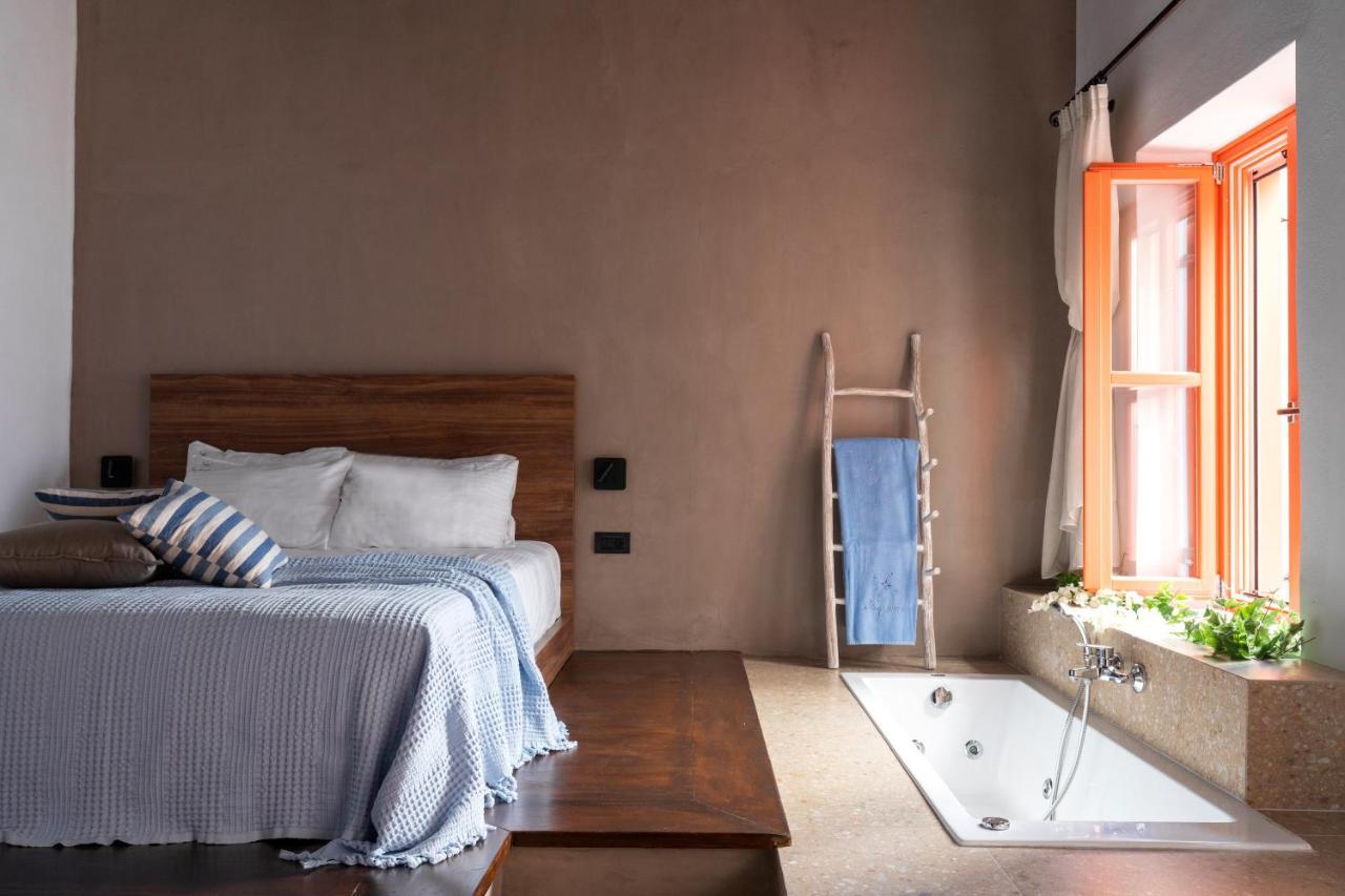 Blue Jasmine Suites Rhodes City ภายนอก รูปภาพ